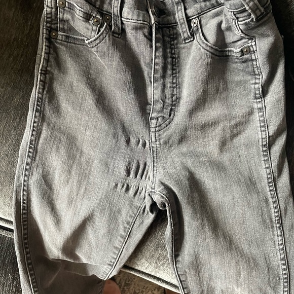 Madewell 10” High Waisted Skinny Jeans - Picture 5 of 6